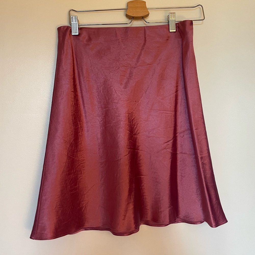Aritzia Satin Mini Skirt in Fuchsia